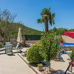 Hundefreundliche Mit Privatpool, Aussendusche, Grill Und Vielen Wanderwegen In Der Umgebung Дом отдыха Grizane-Belgrad