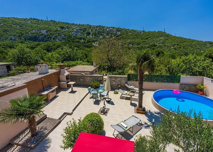 Dom wakacyjny Hundefreundliche Mit Privatpool, Aussendusche, Grill Und Vielen Wanderwegen In Der Umgebung *