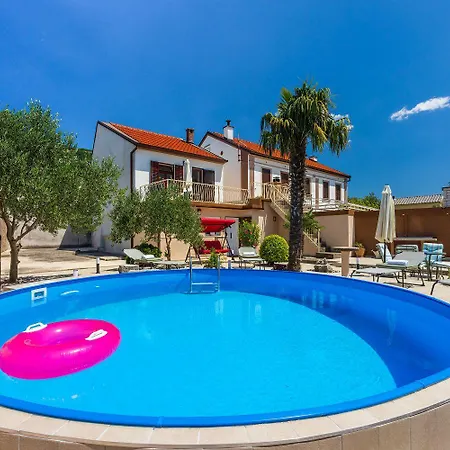 Casa de Férias Hundefreundliche Mit Privatpool, Aussendusche, Grill Und Vielen Wanderwegen In Der Umgebung Grižane