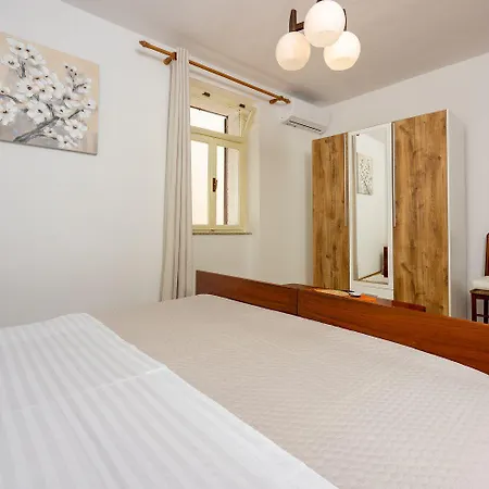 Hundefreundliche Mit Privatpool, Aussendusche, Grill Und Vielen Wanderwegen In Der Umgebung Casa de Férias