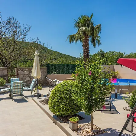 Hundefreundliche Mit Privatpool, Aussendusche, Grill Und Vielen Wanderwegen In Der Umgebung Casa de Férias Grižane