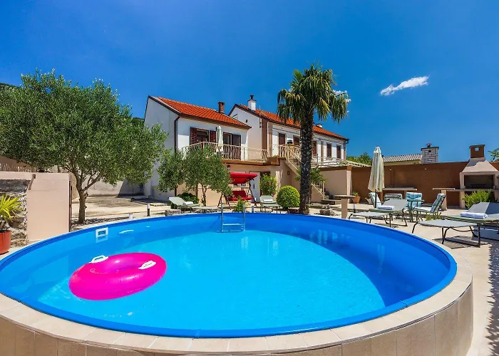 Tatil Evi Hundefreundliche Mit Privatpool, Aussendusche, Grill Und Vielen Wanderwegen In Der Umgebung Grižane